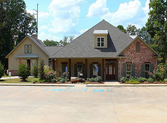 Melton Veterinary Hospital - Bastrop, LA