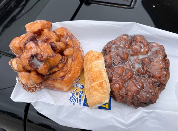 Daylight Donuts - Effingham, IL