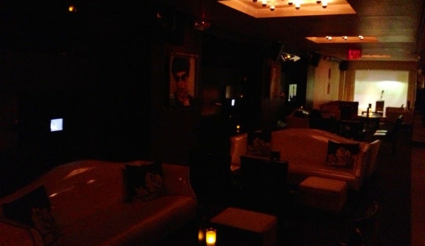 Inc Lounge - New York, NY