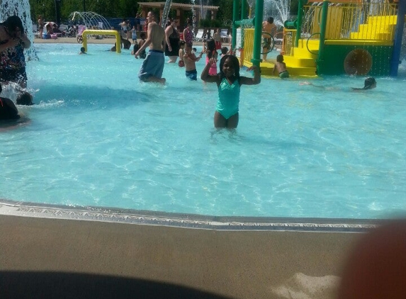 Groveport Aquatic Center - Groveport, OH