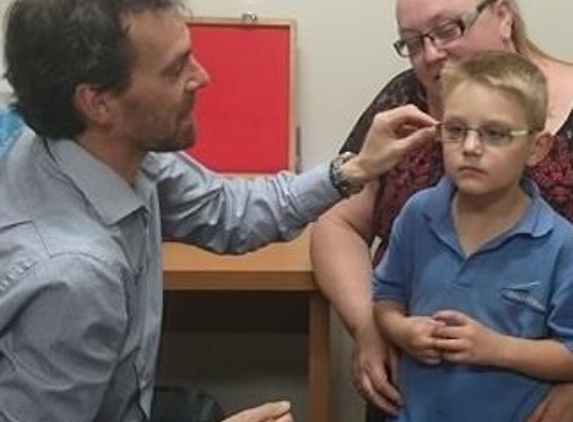 Glenn Howell Optometrist - Hamilton, VIC