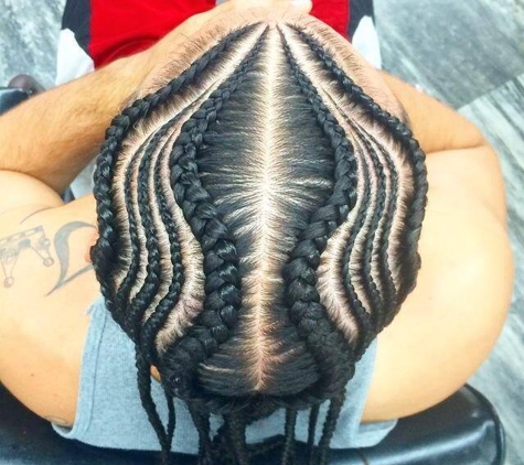 Anne African Hair Braiding & Weaving - Davenport, IA