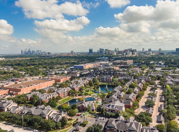 Camden Vanderbilt - Houston, TX