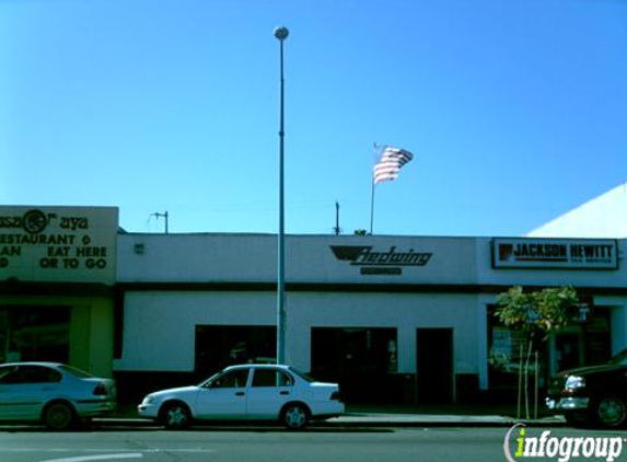 Redwing Bar & Grill - San Diego, CA