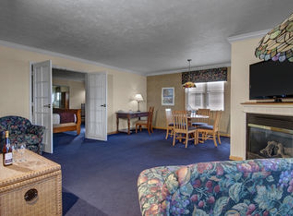 Cherry Tree Inn & Suites - Traverse City, MI