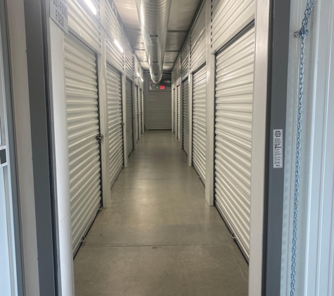 B.Mac's Self Storage - Des Moines, IA