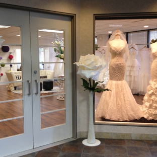 Lucio Vanni Bridal & Couture - Cleveland, OH