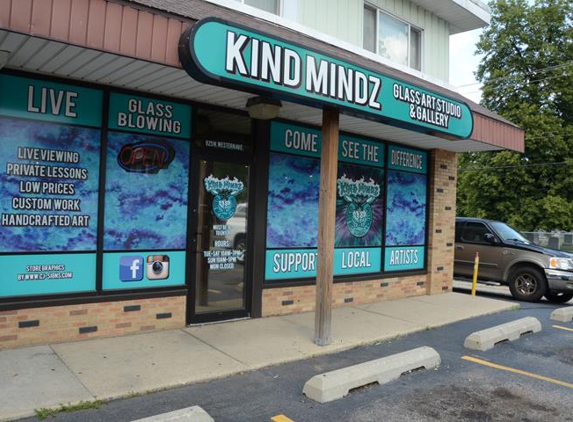 Kind Mindz Glass Art Studio and Gallery - Peoria, IL