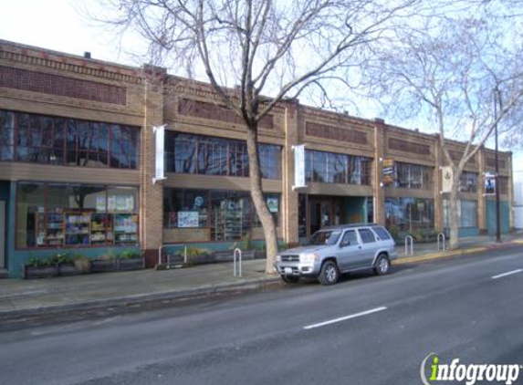 Centro Latino - Berkeley, CA