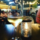 Local Del Vista Bar and Grill