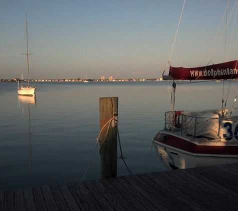 Dolphin Landings Charter Boat Center - St Pete Beach, FL