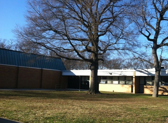 Tinicum Elementary School - Essington, PA