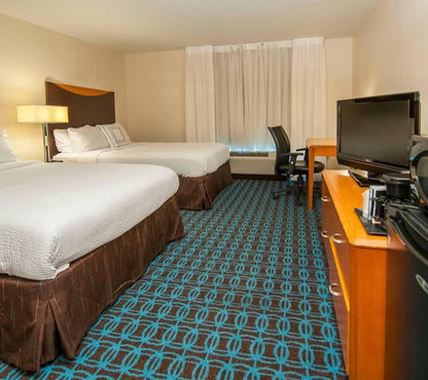 Fairfield Inn & Suites - San Antonio, TX