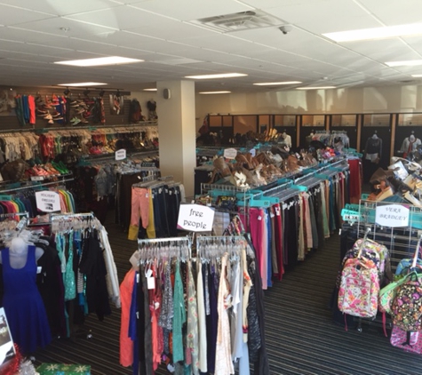 Plato's Closet - East Amherst, NY - East Amherst, NY