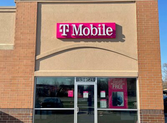 T-Mobile - Altoona, IA