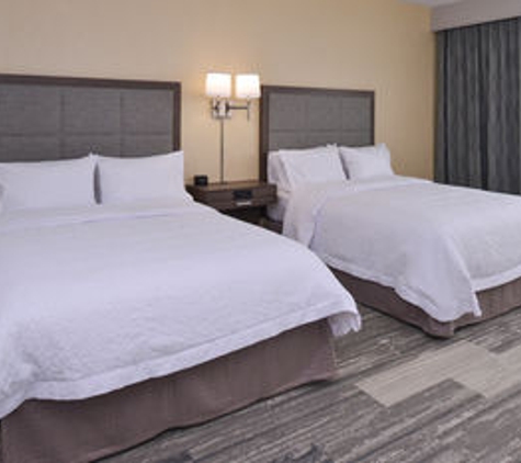Hampton Inn & Suites Cincinnati-Mason - hamptoninn3.hilton.com, OH
