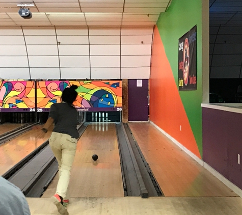 Dover Bowl Family Fun Center - Dover, NH