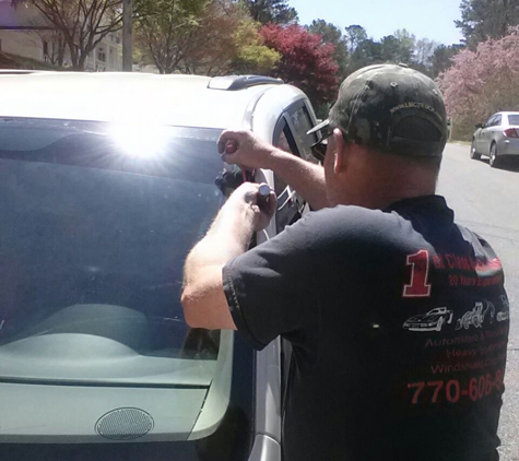 1st Class Auto Glass - Cartersville, GA