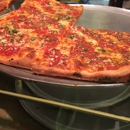 Triangolo Pizzeria - Pizza