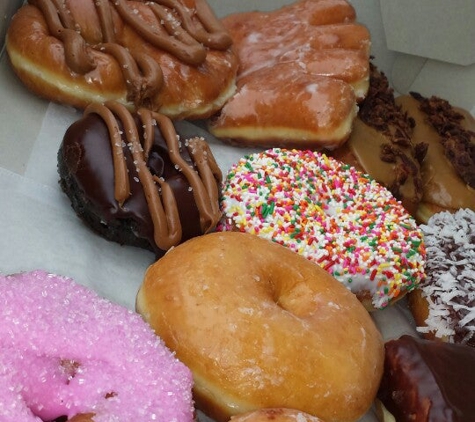 Legendary Doughnuts - Auburn, WA