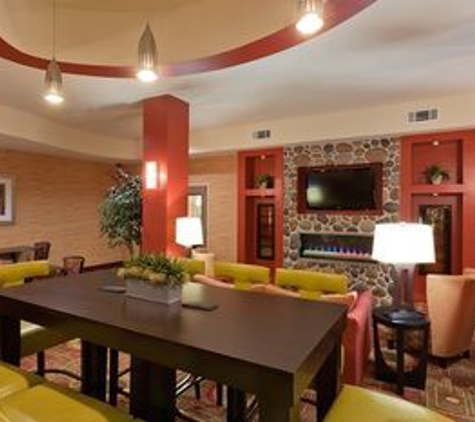 Holiday Inn Express & Suites Winona North - Winona, MS