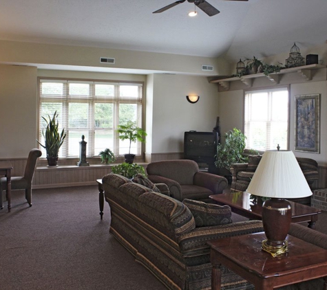 Heatherwood Apartments - Grand Blanc, MI