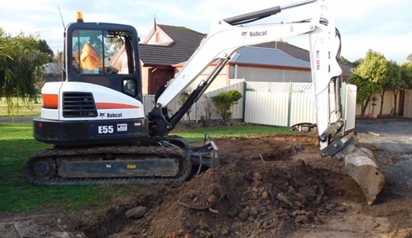 Don Barry's Bobcat Hire - Norlane, VIC