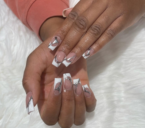 Merci Nails & Spa - Baton Rouge, LA