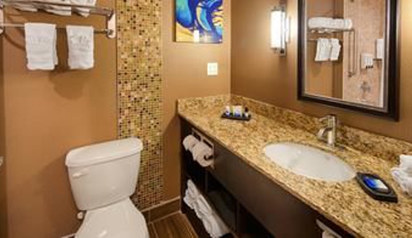 Best Western Plus Miami Executive Airport Hotel & Suites - Miami, FL