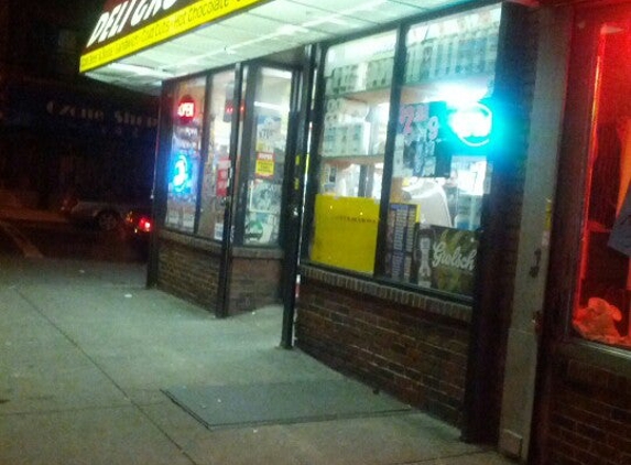 101 Cafe - Ozone Park, NY