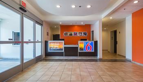 Motel 6 - South Bend, IN