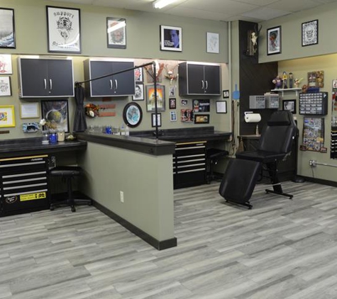 The Greenwood Tattoo Parlor - River Falls, WI