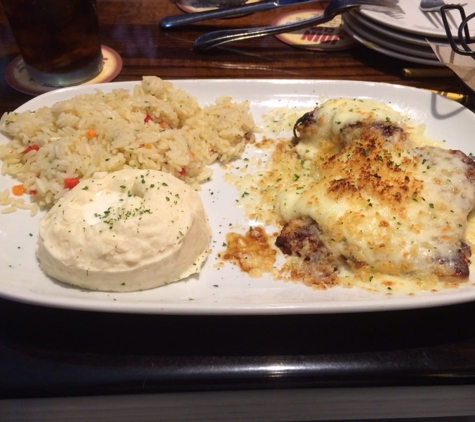 LongHorn Steakhouse - Cedar Park, TX