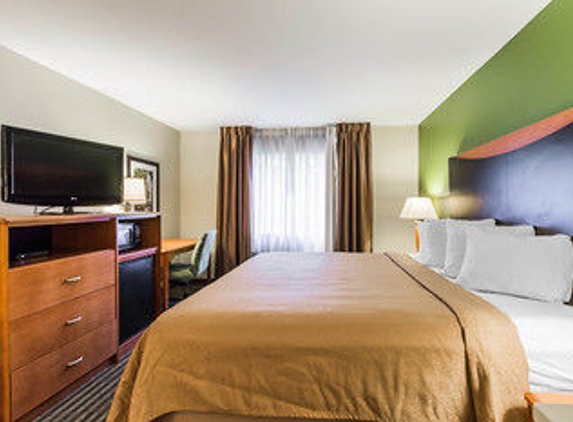 Quality Inn & Suites Birmingham - Highway 280 - Birmingham, AL