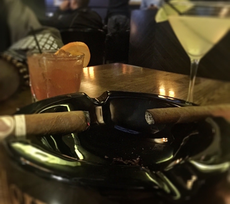 Churchill's Bistro Cigar Bar - Birmingham, MI