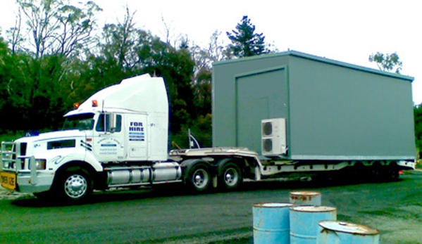 Sherritt & Sons Tilt Tray Crane Trucks & Float Hire. 9