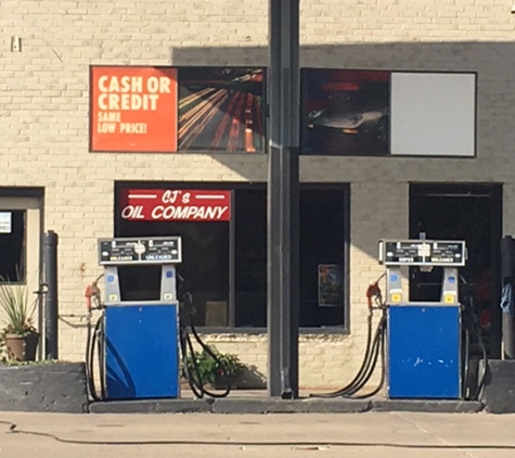 CJ's Oil Company - Kalona, IA