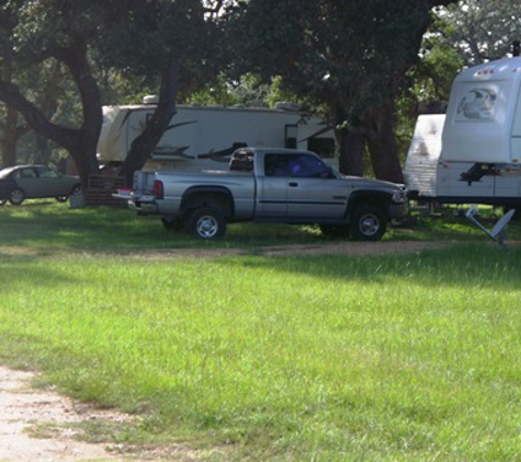 Jackson County RV Park - Edna, TX