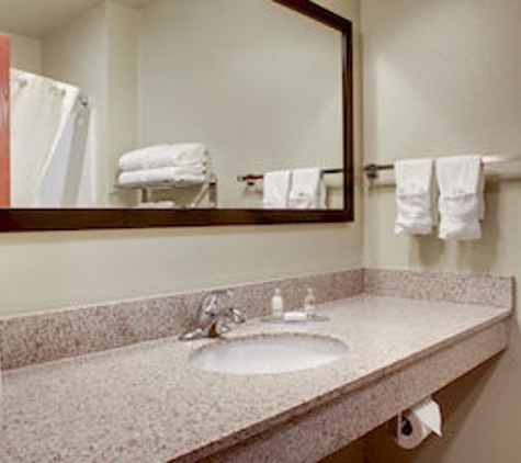 Cobblestone Hotel & Suites - Salem - Salem, IN