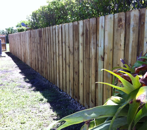 Fences By Peralta - Hialeah, FL