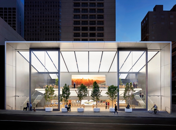 Apple Store - San Francisco, CA