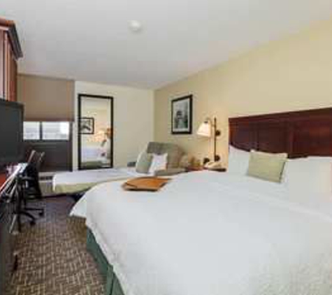 Hampton Inn Ft. Lauderdale-Cypress Creek - Fort Lauderdale, FL