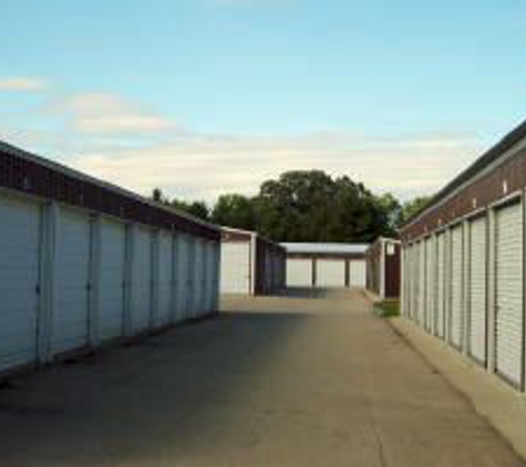 Crestwood Mini Storage - Oshkosh, WI