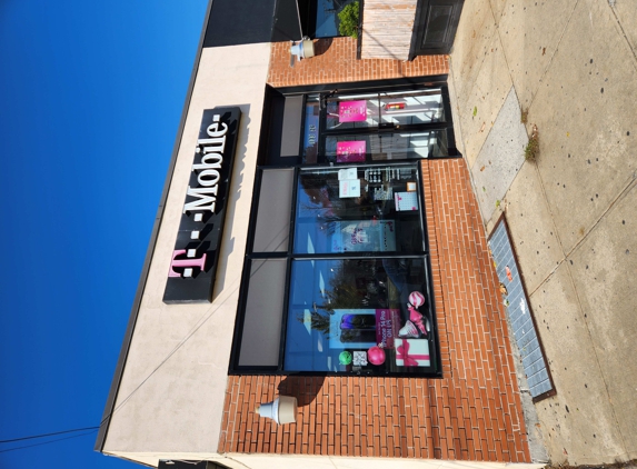 T-Mobile - Springfield Gardens, NY