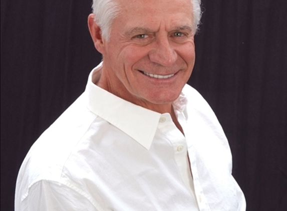 Gary Edward Drake, DDS - Belleville, IL