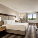 Crowne Plaza Edison by IHG