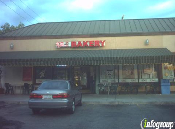 La Poblana Bakery - West Covina, CA