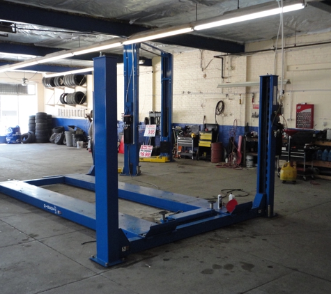 Jeet's Auto Service - Middletown, NY