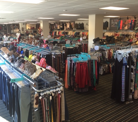 Plato's Closet - East Amherst, NY - East Amherst, NY