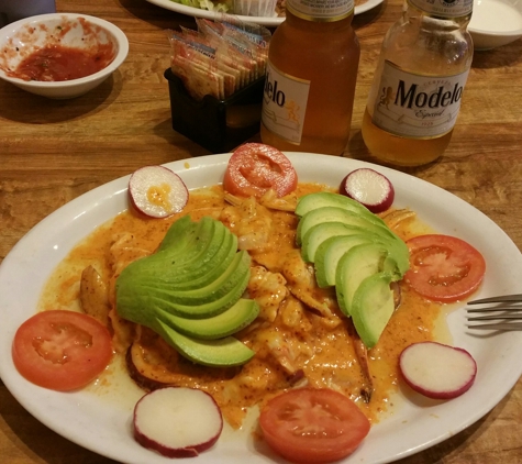 Mariscos Puerto Nuevo - Seaside, CA. Aguachile rojo.